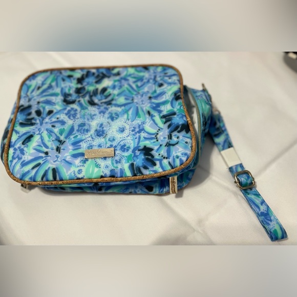 Lilly Pulitzer Crossbody Insulated Lunch Box  High Maintenance Iris Blue NWOT - Picture 7 of 13